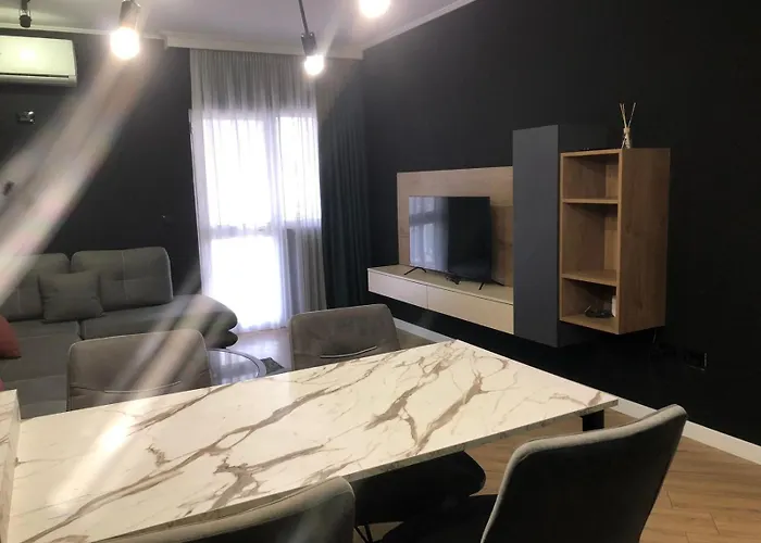 Apartamento Tirent - Komuna E Parisit, 1 *